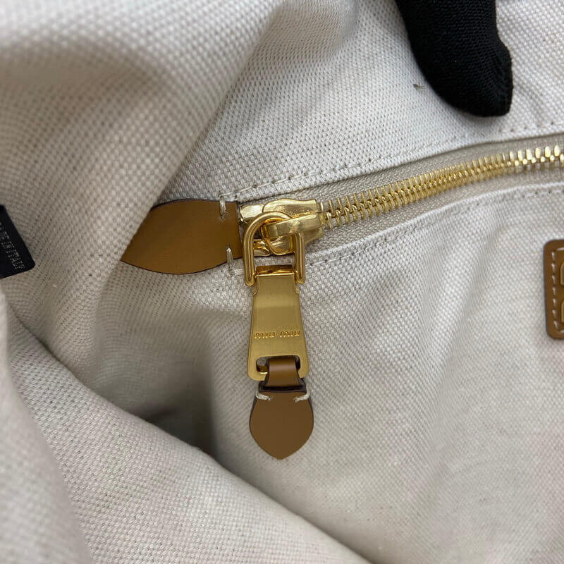 Miu Miu Ivy Leather Tote Bag