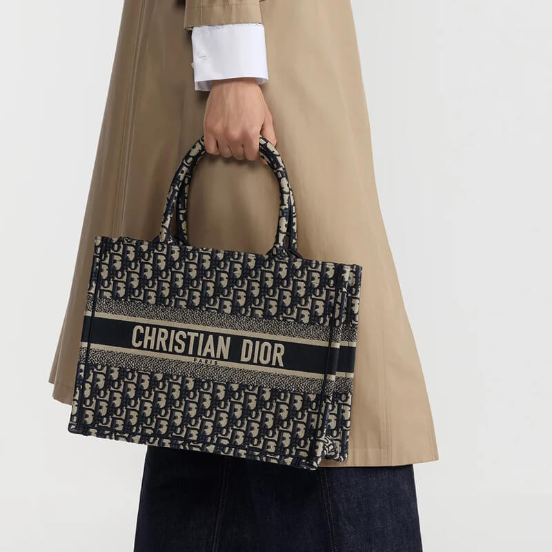 D10r Book Tote Medium Canvas Blue