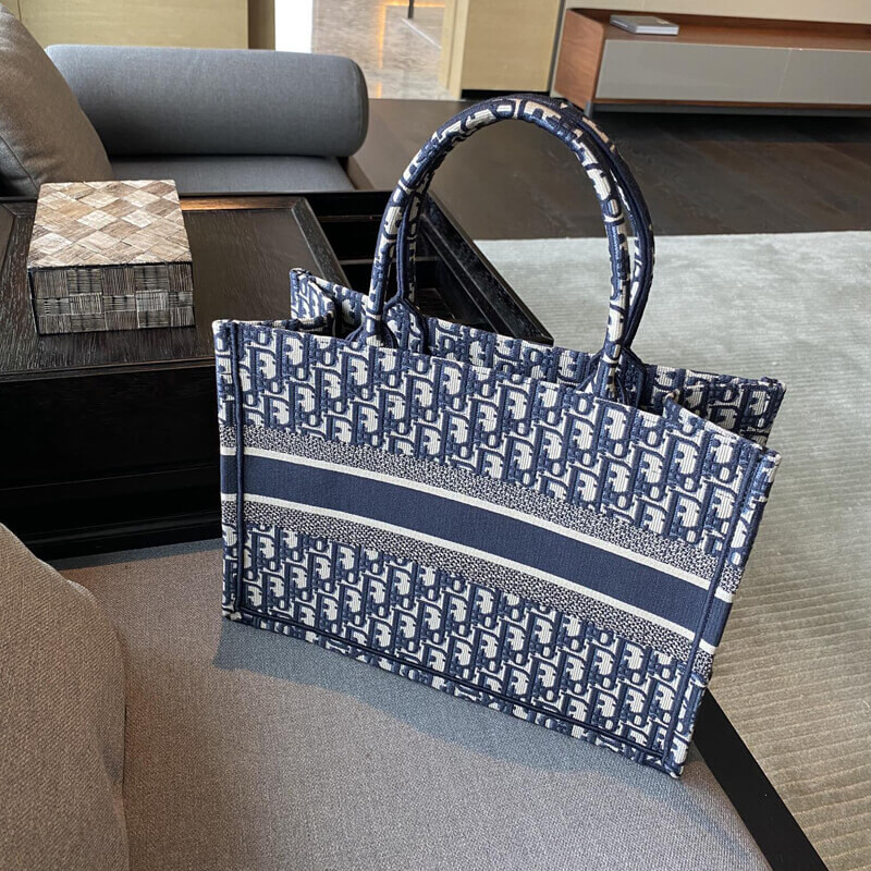 D10r Book Tote Medium Canvas Blue