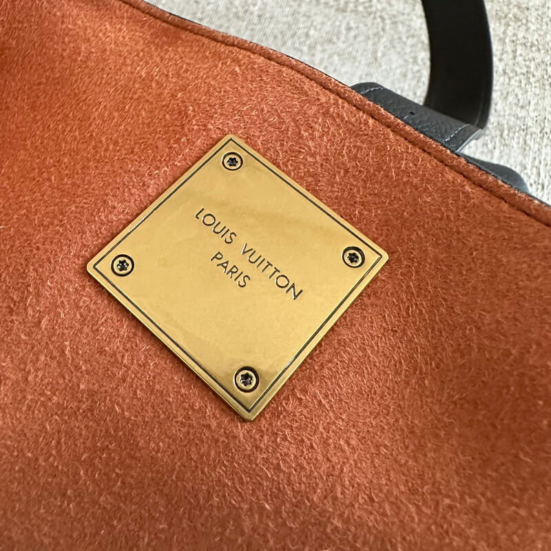 L0vis Vvtt0n Low Key Cabas MM M25341