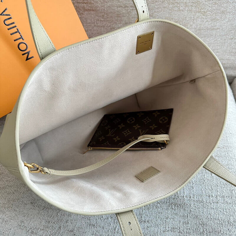 L0vis Vvtt0n Low Key Cabas MM M25343