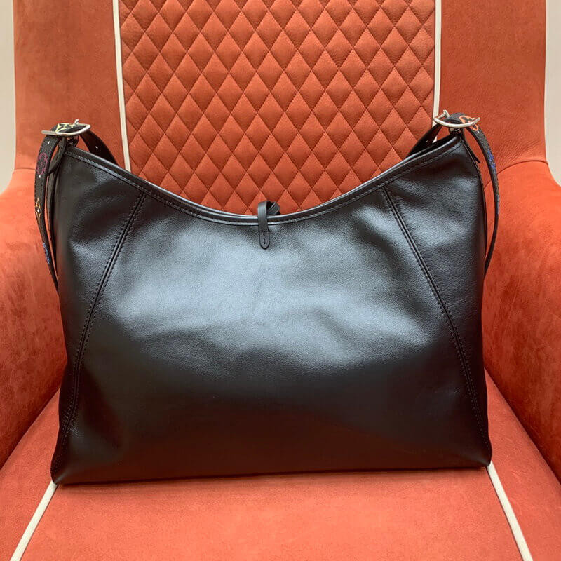 LV x TM CarryAll Vibe MM M13105