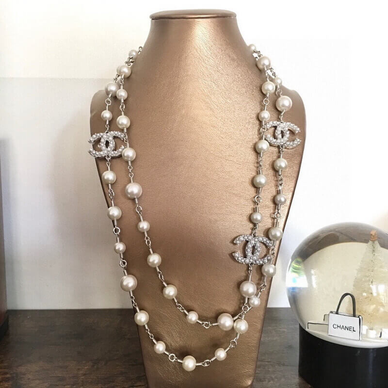 Ch**el Pearl and Crystal Necklace
