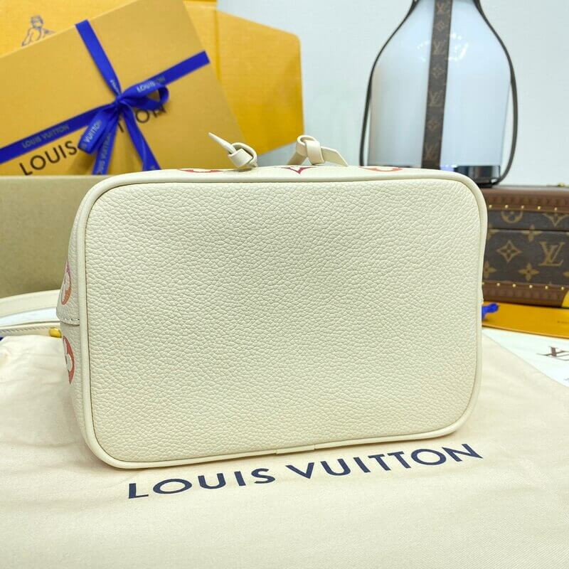 L0vis Vvtt0n Néonoé BB M24649