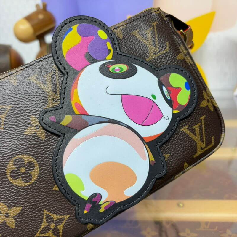 LV x TM Pochette Accessoires M13440