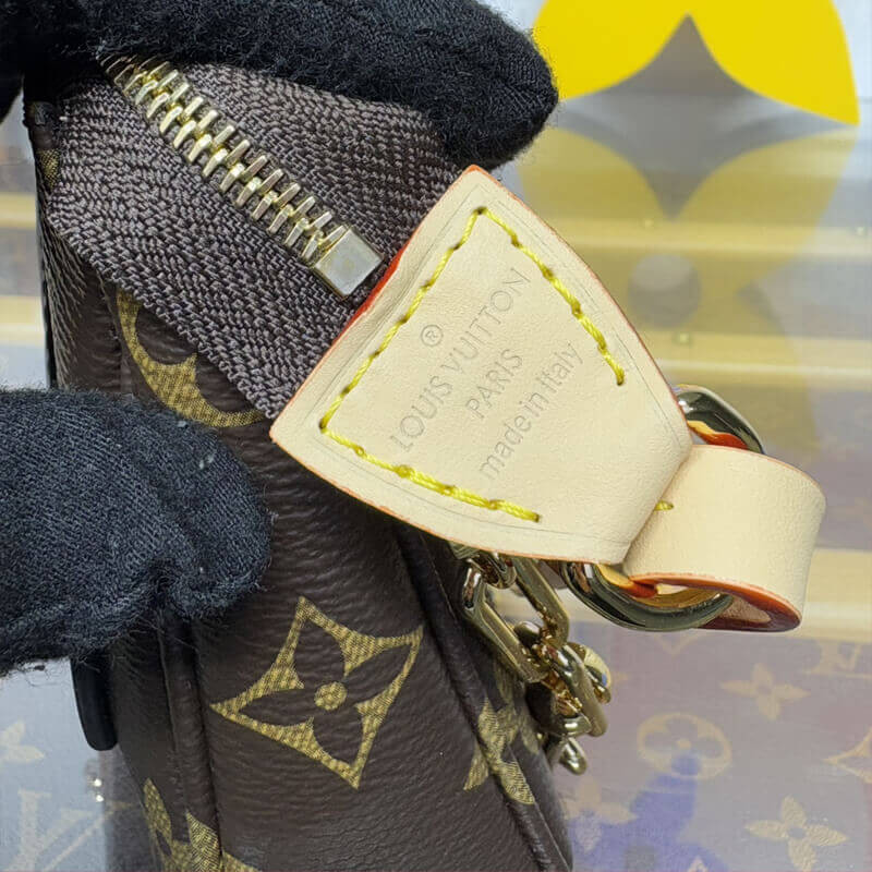 LV x TM Pochette Accessoires M13440