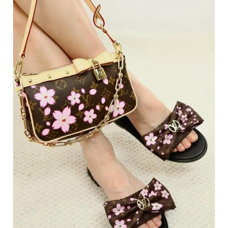 LV x TM Pochette Accessoires M13666