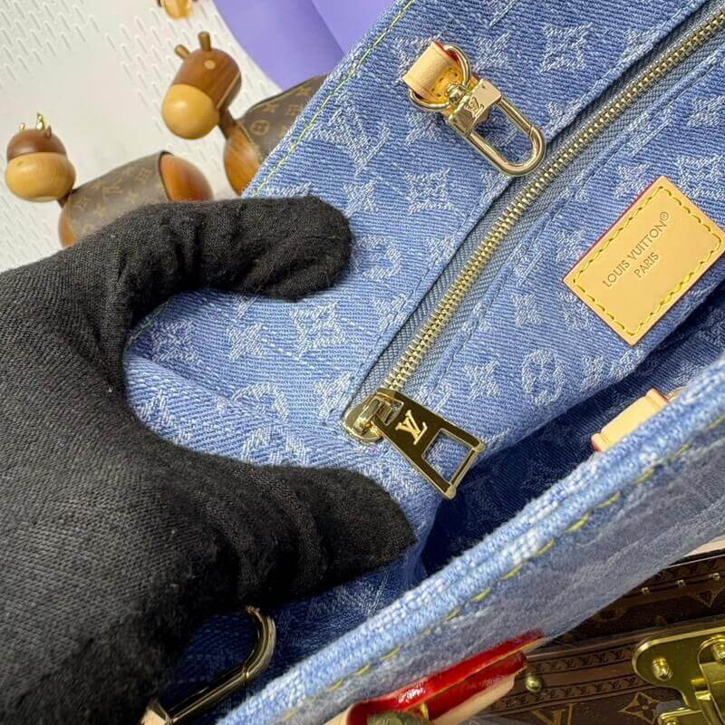 L0vis Vvtt0n OnTheGo PM M14633 Denim Blue