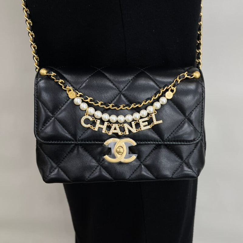Ch**el Mini Flap Bag Shiny Lambskin AS4986