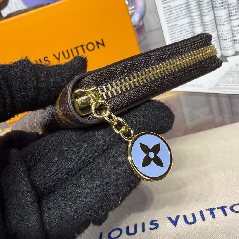 L0vis Vvtt0n Monogram Canvas Zippy Wallet M14815