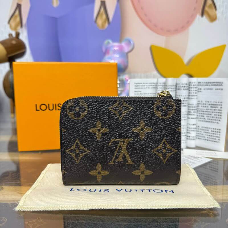 L0vis Vvtt0n Monogram Canvas Noa Compact Wallet M14530