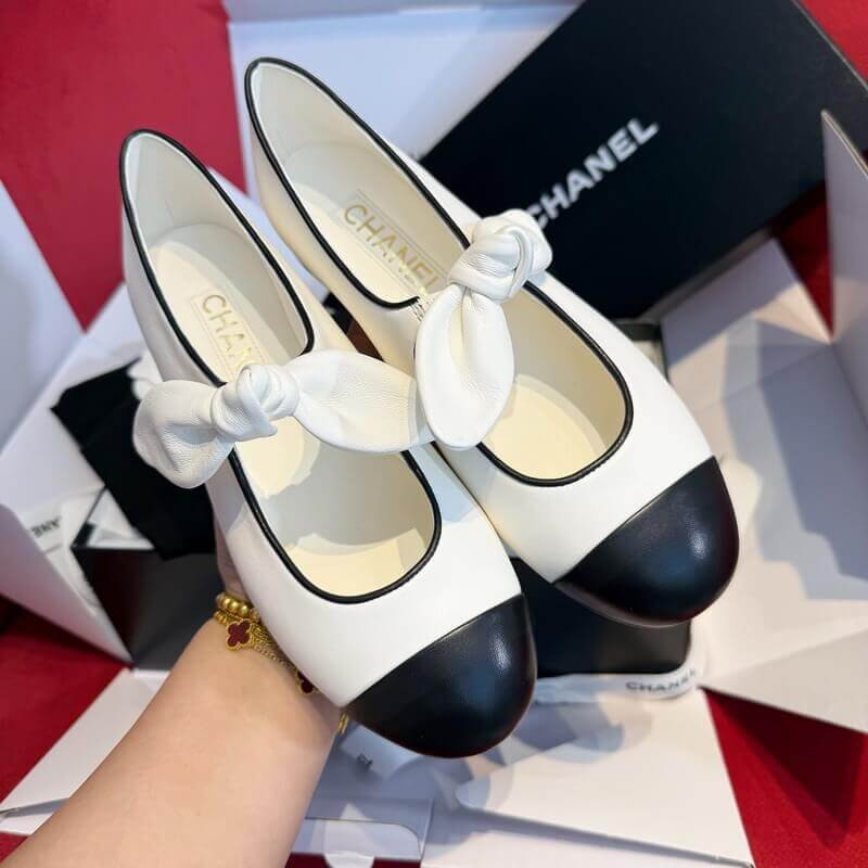 Ch**el Elegant Bow Mary Jane Flats