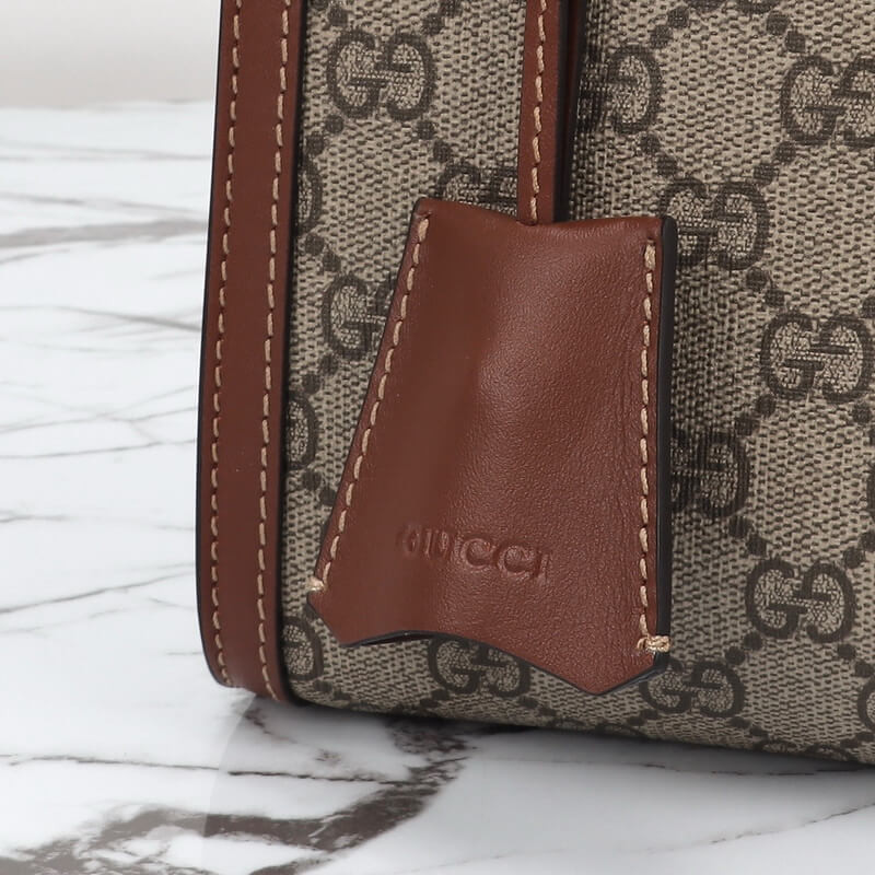 Gvc*1 Padlock Medium Tote Bag 498156