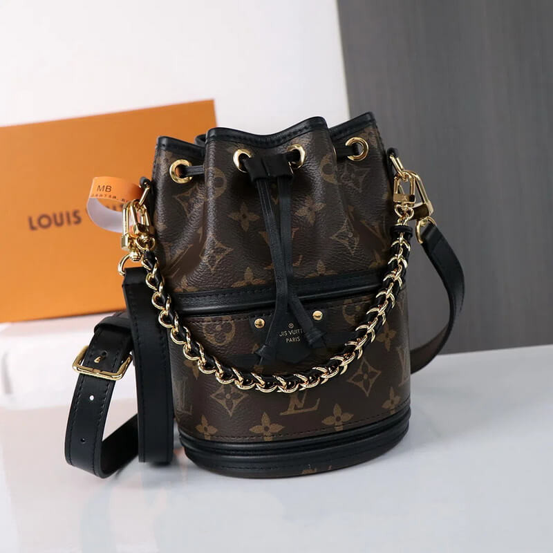 L0vis Vvtt0n Canoe Bag M83480