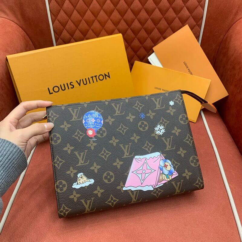 L0vis Vvtt0n Trio Toilet Pouch M15357