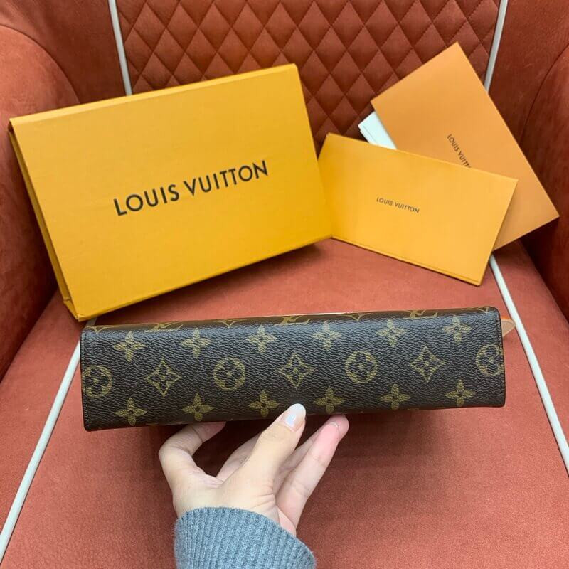 L0vis Vvtt0n Trio Toilet Pouch M15357