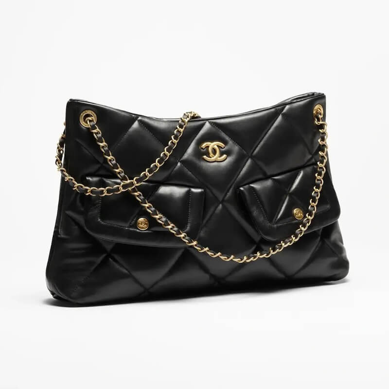 Ch**el Shopping Bag in Shiny Lambskin AS5740