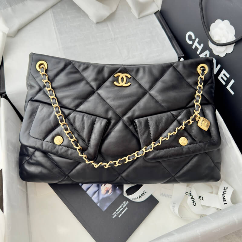 Ch**el Shopping Bag in Shiny Lambskin AS5740