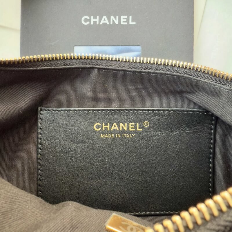 Ch**el Hobo Bag AS5837