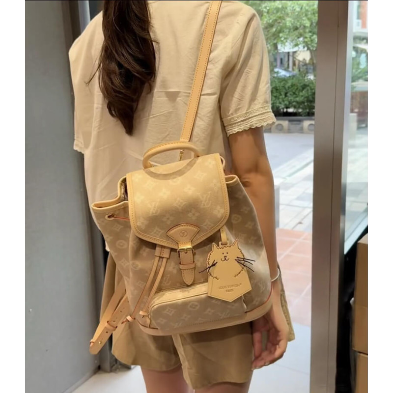 L0vis Vvtt0n Montsouris PM M15135