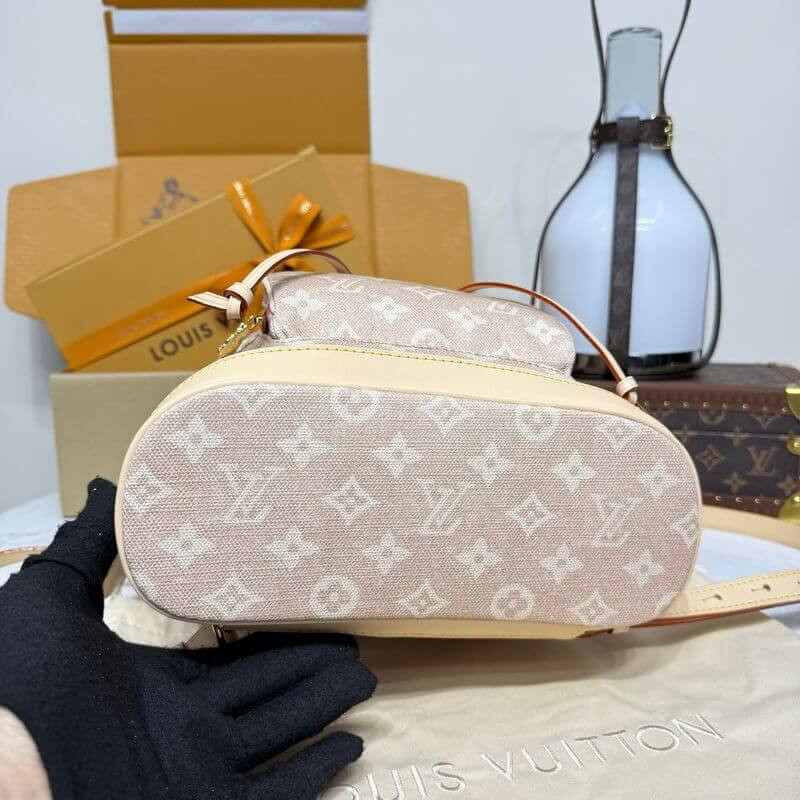 L0vis Vvtt0n Montsouris PM M15135