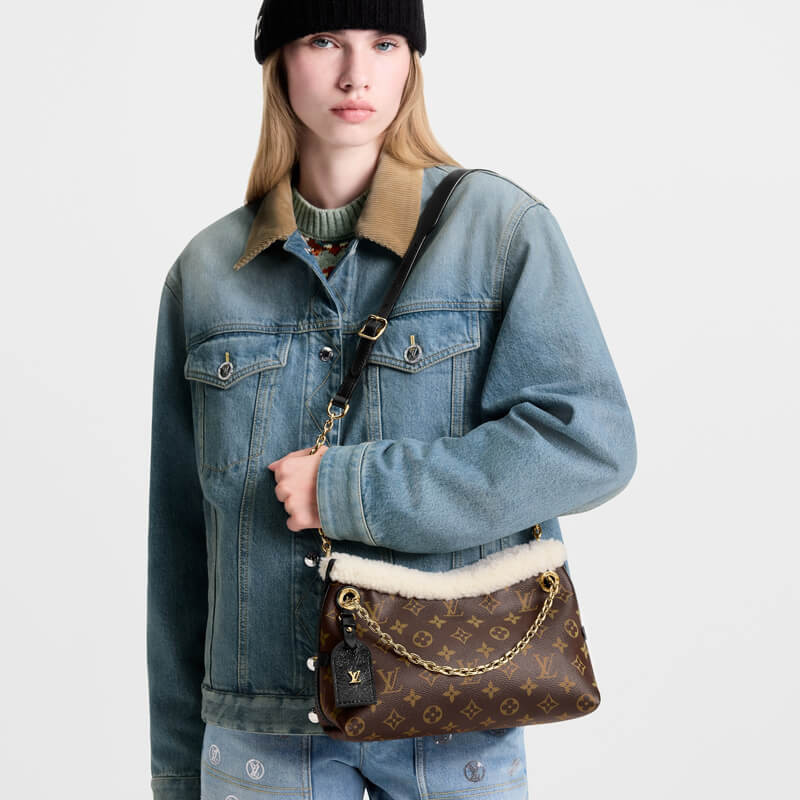 L0vis Vvtt0n Monogram Shearling CarryAll BB M26568