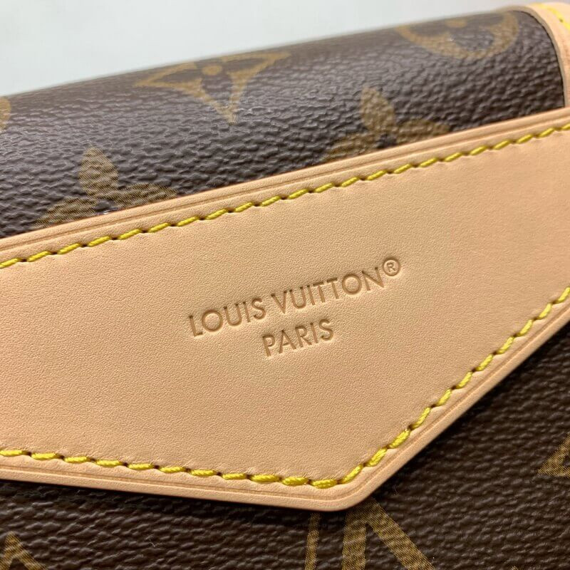 L0vis Vvtt0n Odyssée Small Bag M25085