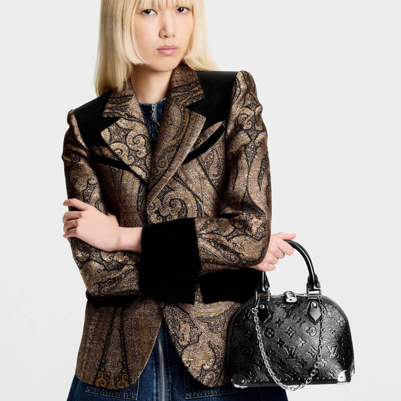 L0vis Vvtt0n Alma Trunk BB M27812