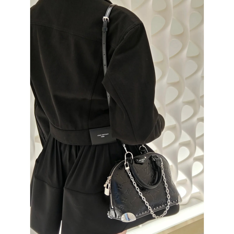 L0vis Vvtt0n Alma Trunk BB M27812