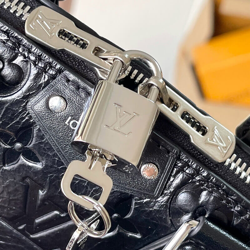 L0vis Vvtt0n Alma Trunk BB M27812