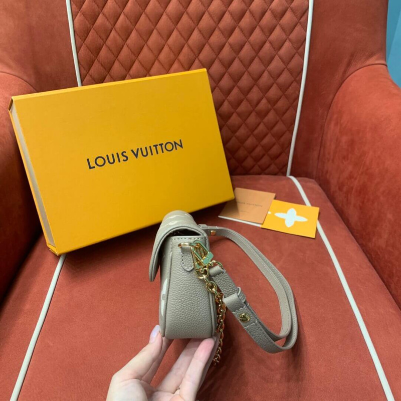 L0vis Vvtt0n Wallet On Chain Ivy M82211