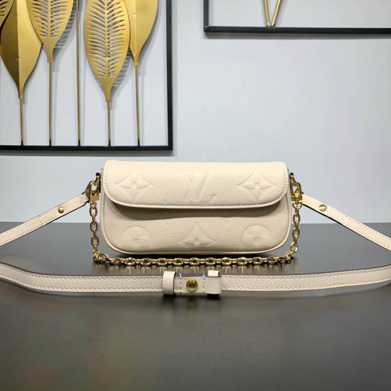 L0vis Vvtt0n Wallet On Chain Ivy M82210 M82154