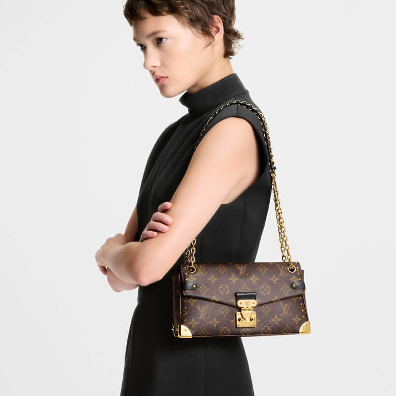 L0vis Vvtt0n Trunkie East West M27266