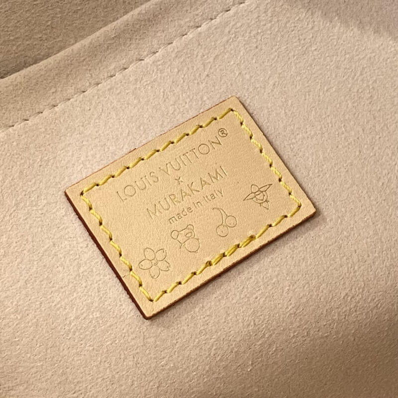 L0vis Vvtt0n LV x TM CarryAll East West M27578