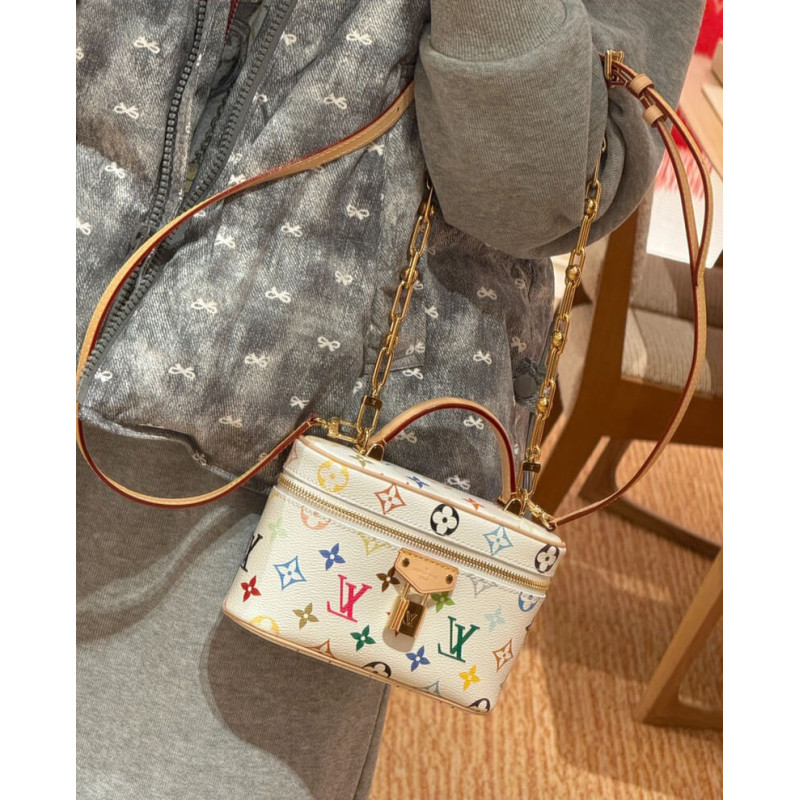 L0vis Vvtt0n LV x TM Vanity Chain Pouch M13662