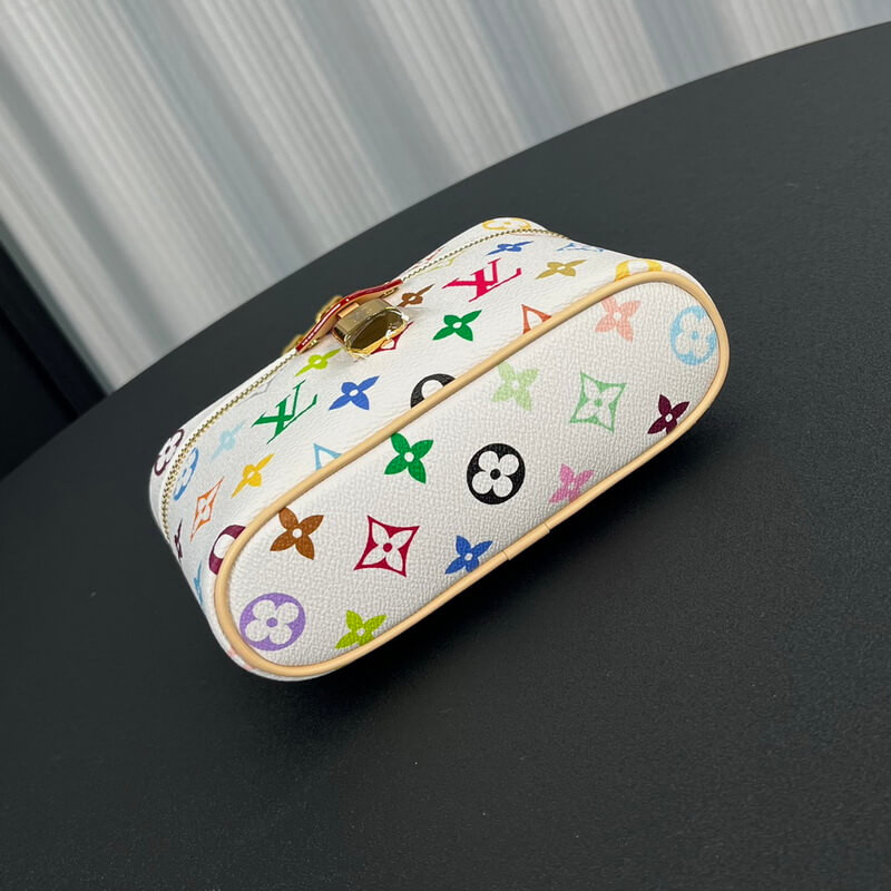 L0vis Vvtt0n LV x TM Vanity Chain Pouch M13662