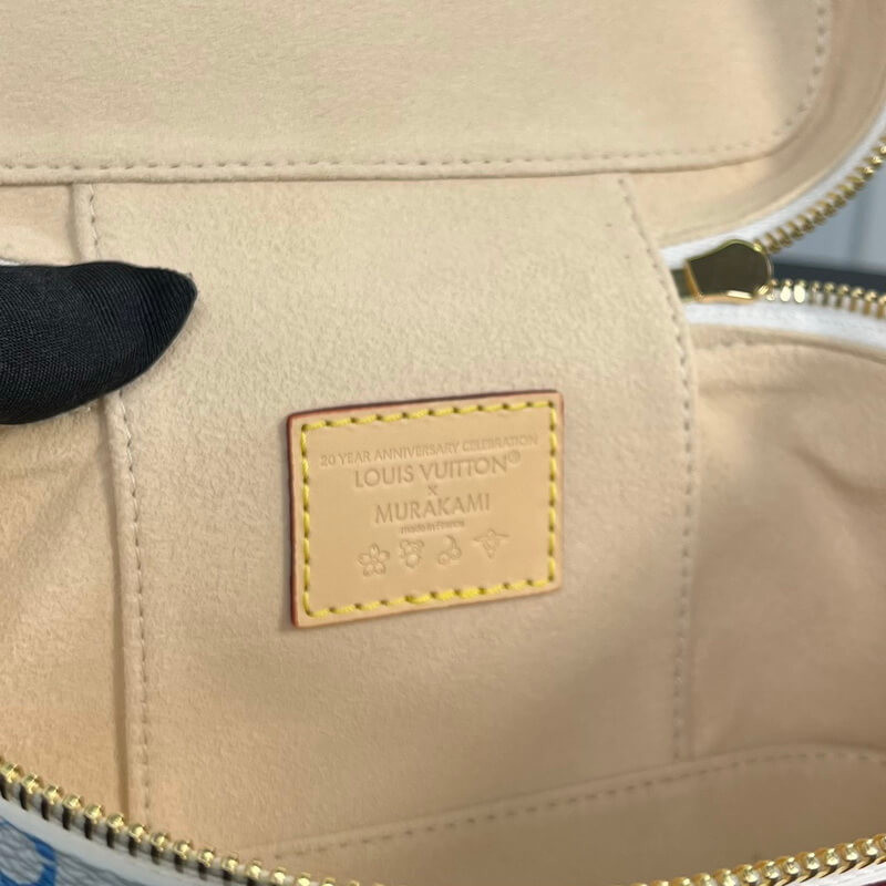 L0vis Vvtt0n LV x TM Vanity Chain Pouch M13662