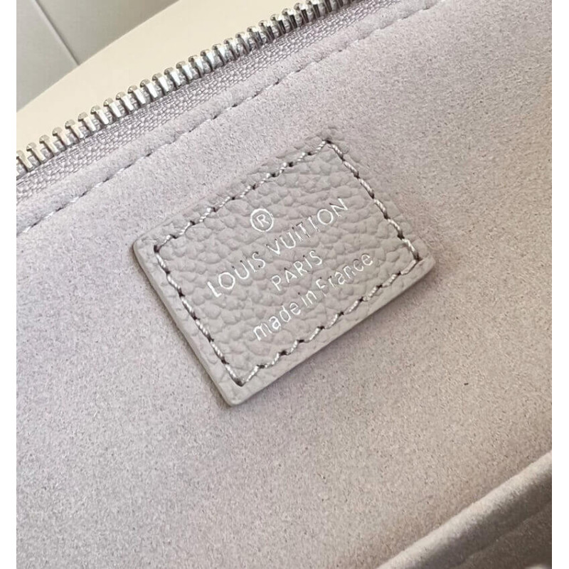 L0vis Vvtt0n Petit Palais PM M13803