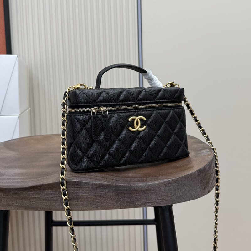 Ch**el Makeup Box Vanity with Chain AP4483