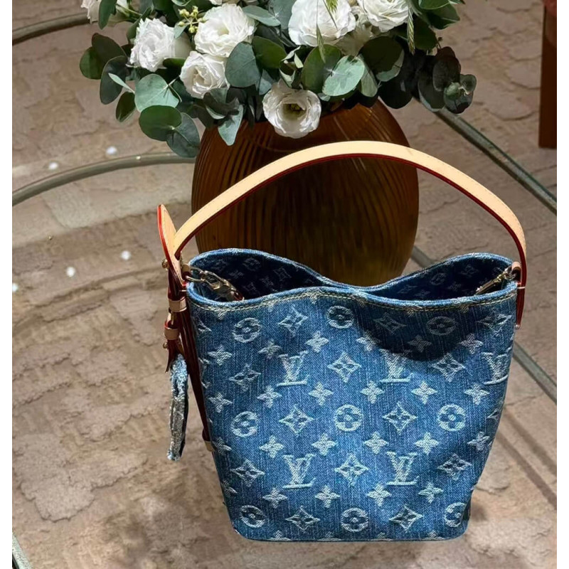 L0vis Vvtt0n All In BB M28107 Blue Denim