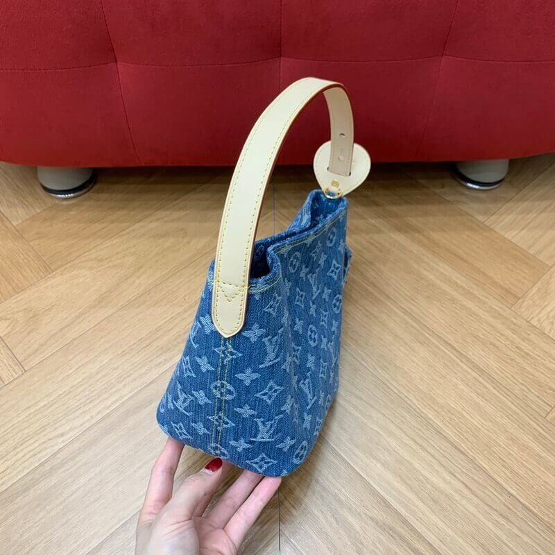 L0vis Vvtt0n All In BB M28107 Blue Denim